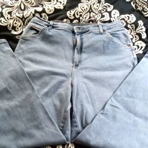 Maternity Jeans🥰🥀